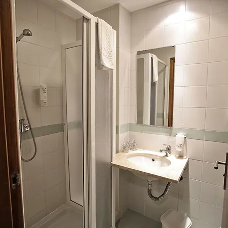 Hotel Recinto 3*