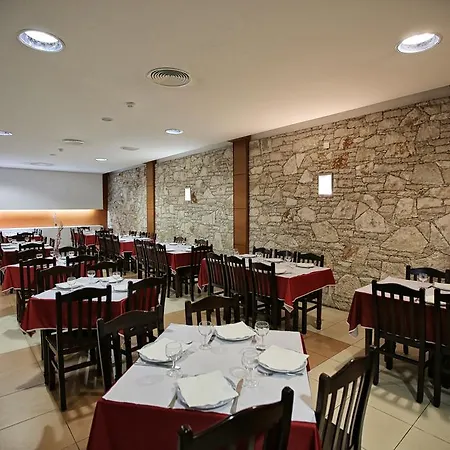 Hotel Recinto 3*